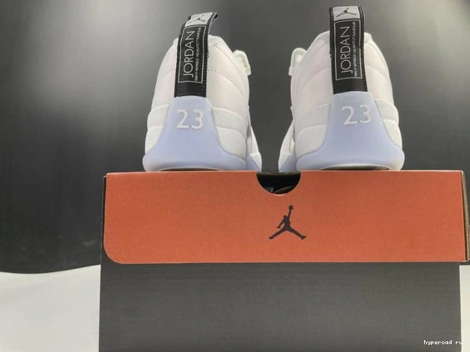 JORDAN (2021) RETRO DB0733-190 LOW 12 AIR EASTER 1211